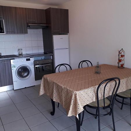 Bel Appartement En Residence Avec Parking Prive Arvert Екстериор снимка