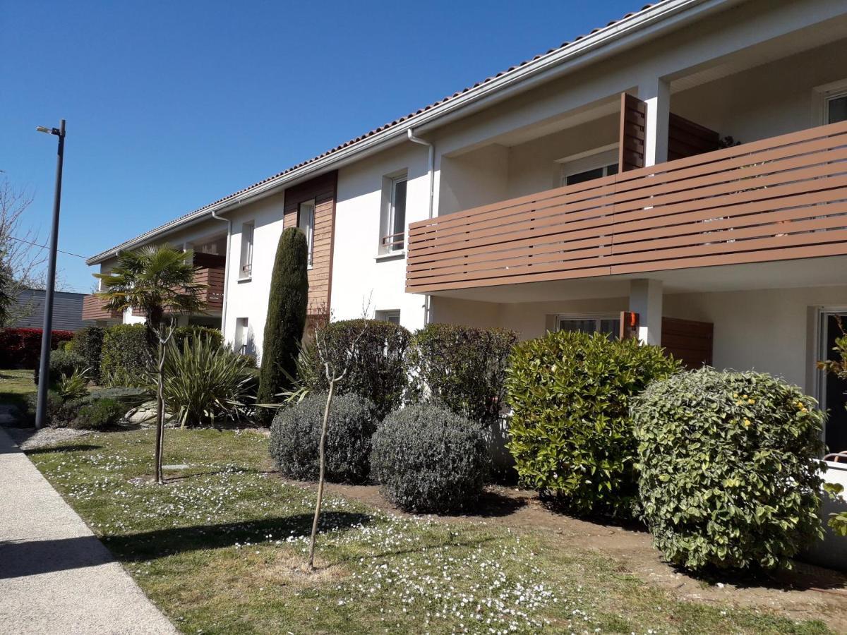 Bel Appartement En Residence Avec Parking Prive Arvert Екстериор снимка